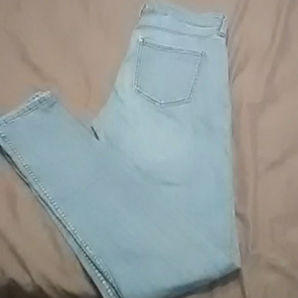 Jeans - Picture 2 of 4